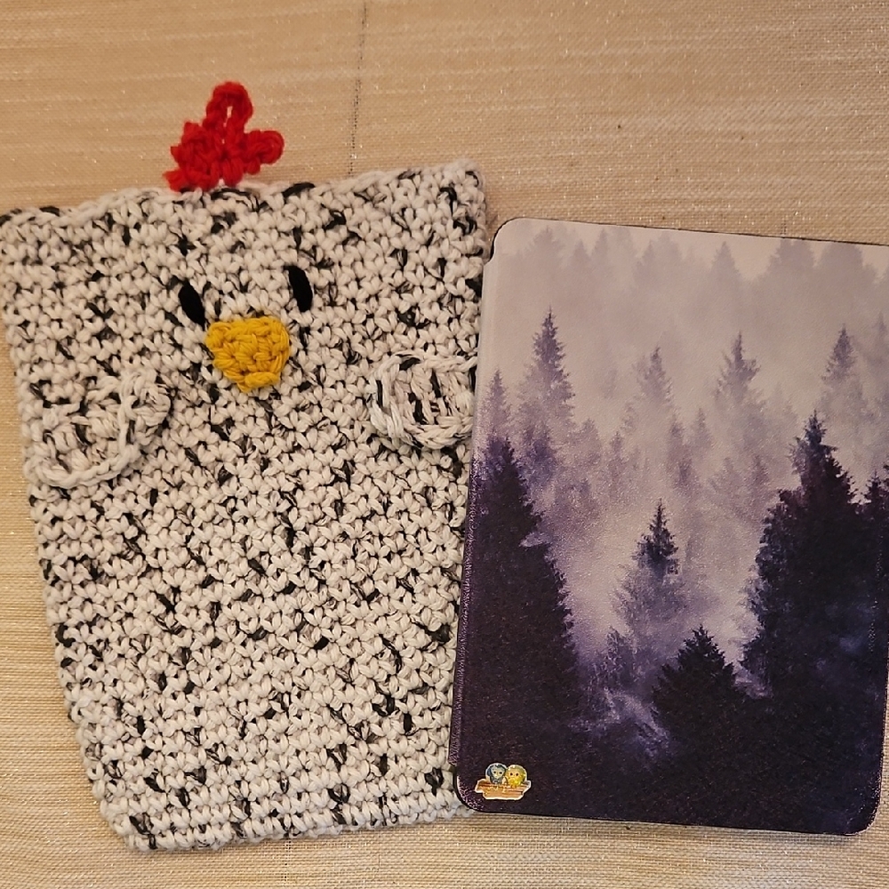 Crochet Chicken E-Reader Sleeve